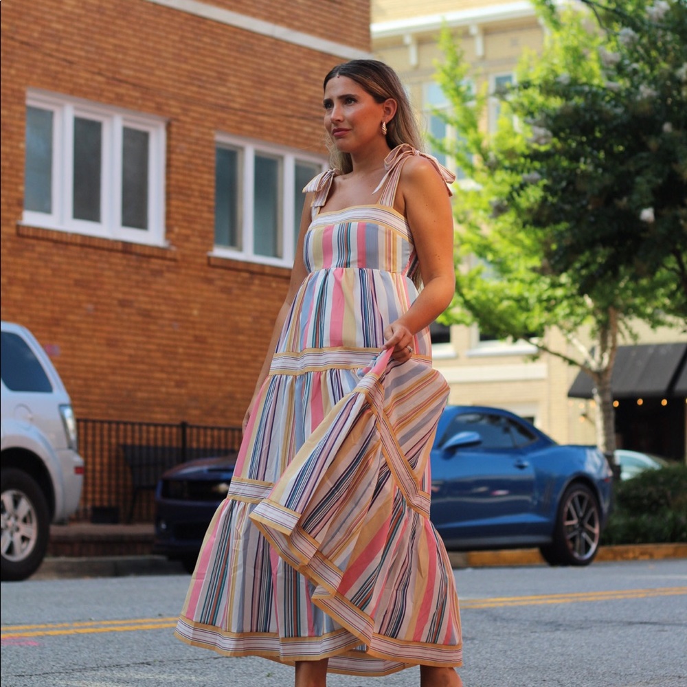 NEW COLOR BLOCK STRIPE TIE-STRAP MAXI DRESS